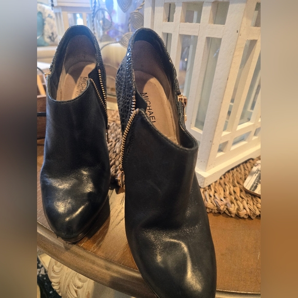 Michael Kors Black Stiletto Ankle Boots - Picture 16 of 17